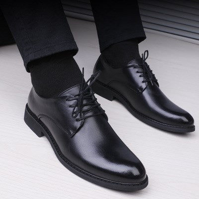 Black Shoes With Pointed Toe For Men