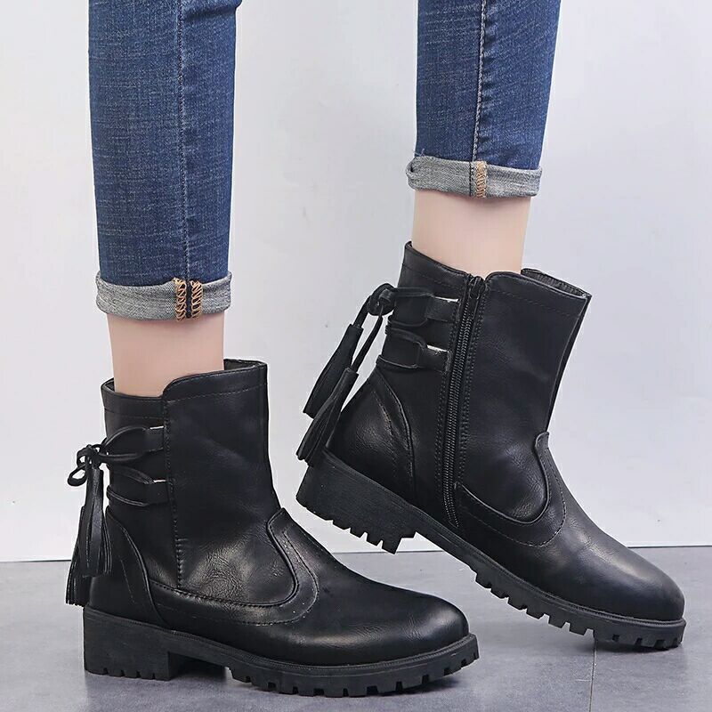 Women's leather boots with tassel boots